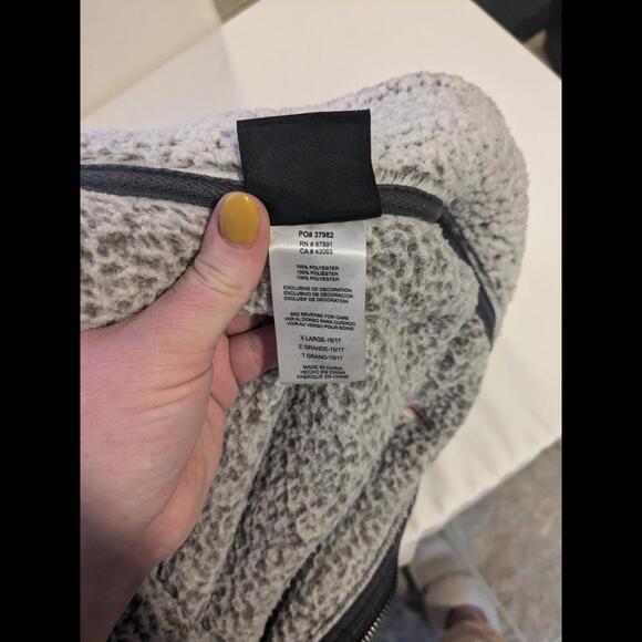 NFL New England Patriots Junior's Size XL Sherpa Jacket - Cozy and Stylish - Picture 9 of 9